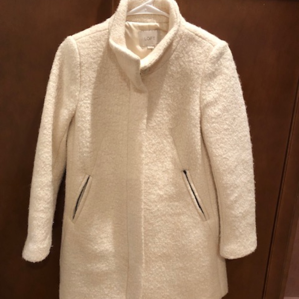 Ivory Ann Taylor LOFT boucle coat